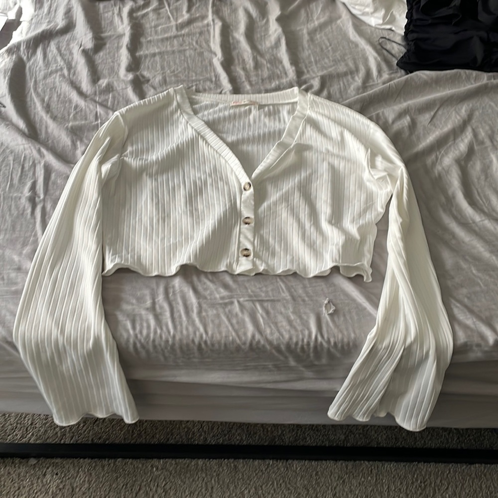 White button up low V-neck crop top